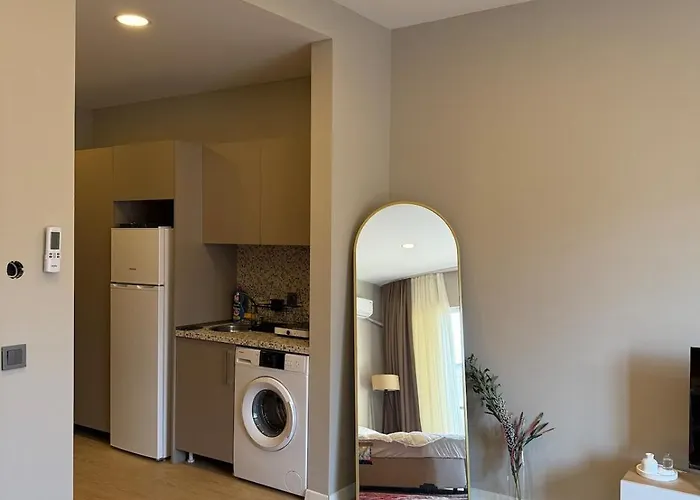 Apartment Bright Modern With Balcony Istanbul